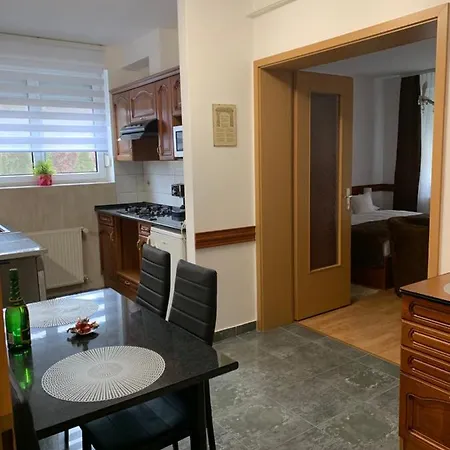 Konig Apartment *